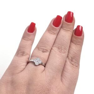 Anel Moissanite Trevo