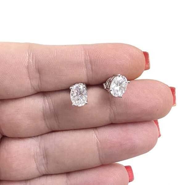Brinco Moissanite Ponto de Luz - Imagem 3