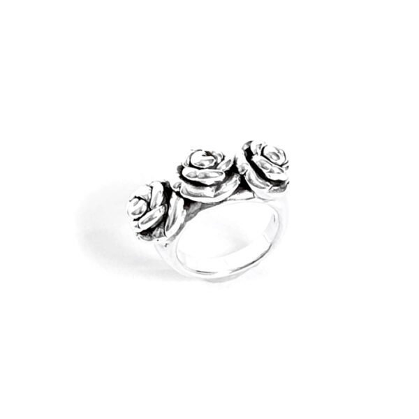 Anel Três Rosas