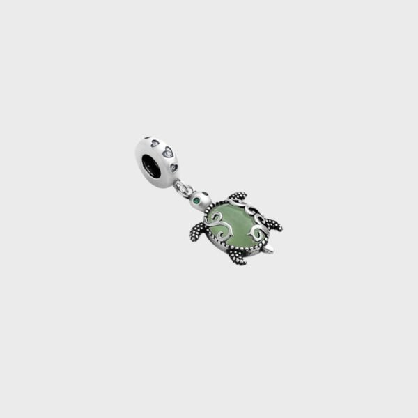 Berloque Tartaruga com Pedra Natural Jade